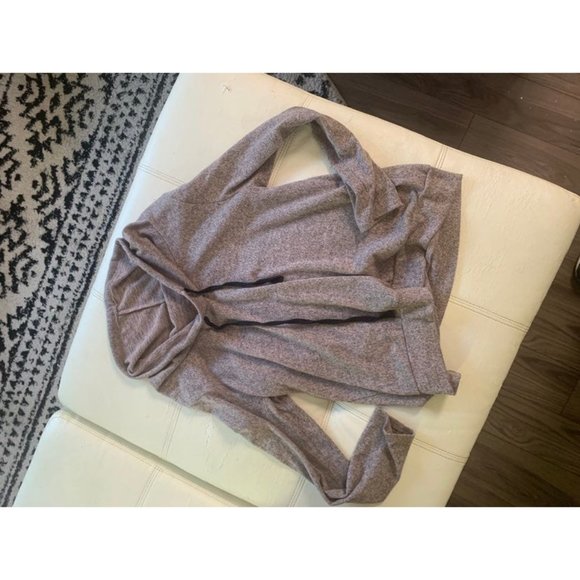 5/$20 💥 
Cowl neck lilac long sleeve thin sweater top EMBER medium - Picture 6 of 12